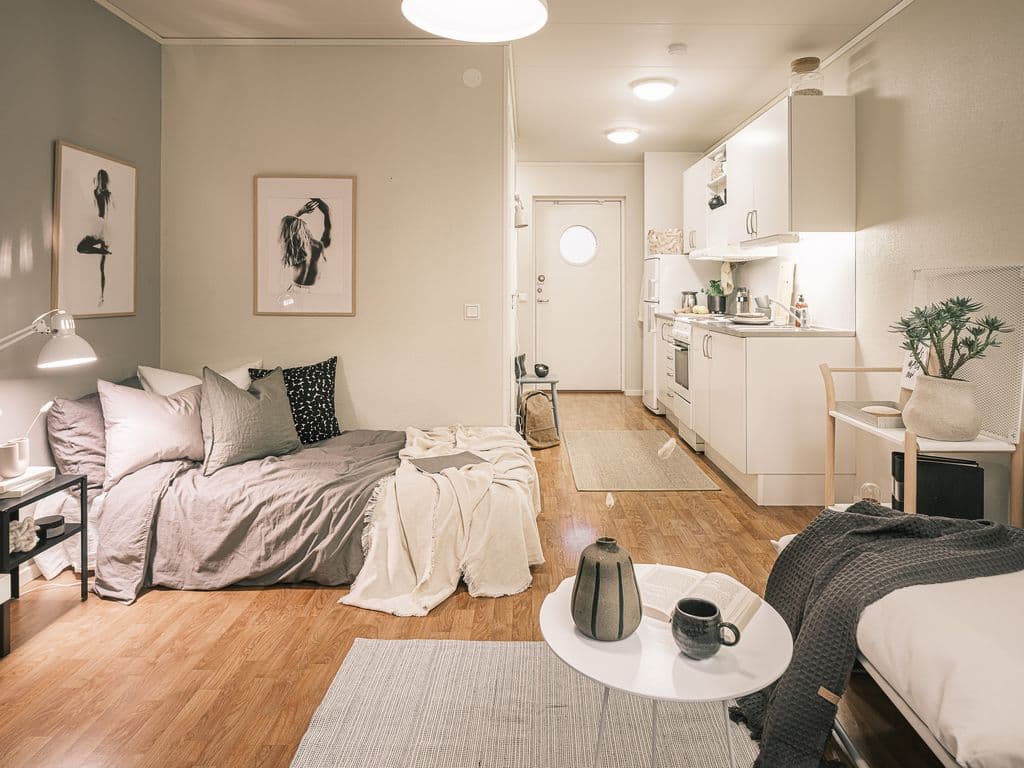 Bilden är tagen på en av loftgångs lägenheterna 